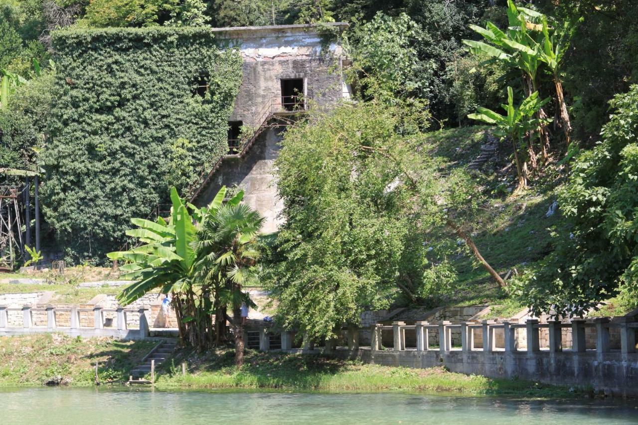 Afon Resort Hotel New Athos 外观 照片